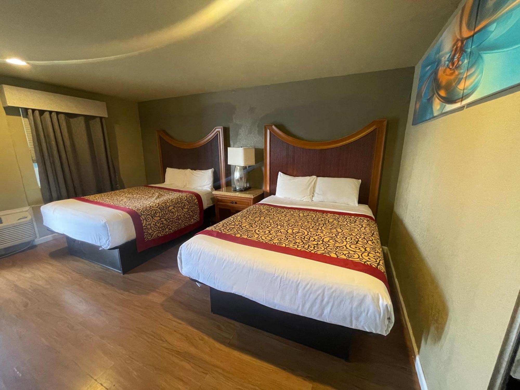 سارية العلم The Inn On 66 المظهر الخارجي الصورة